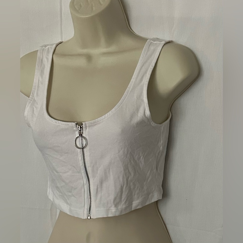 NWT Charlotte Russe White Zip up Crop Top Size S